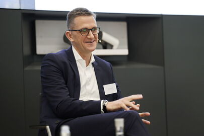 Darüber, wie die Verknüpfung von Litigation und PR gelingt, sprach Dr. Joos Hellert, Partner und Leiter der deutschen Praxisgruppe Litigation & Dispute Management bei Eversheds Sutherland, im Bühnengespräch gemeinsam…