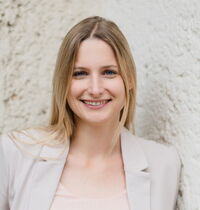 Josephine Ballon