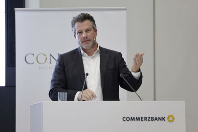 Christoph Sieder, Chief Communications Officer bei der Syngenta Group, referierte über den Weg an die Börse und darüber, was man erzählen will und darf